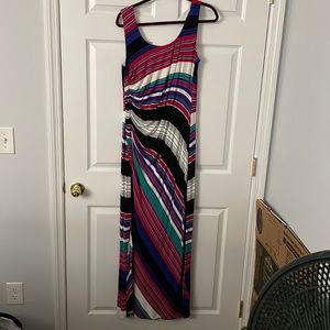 Multi colored maxi dress xl